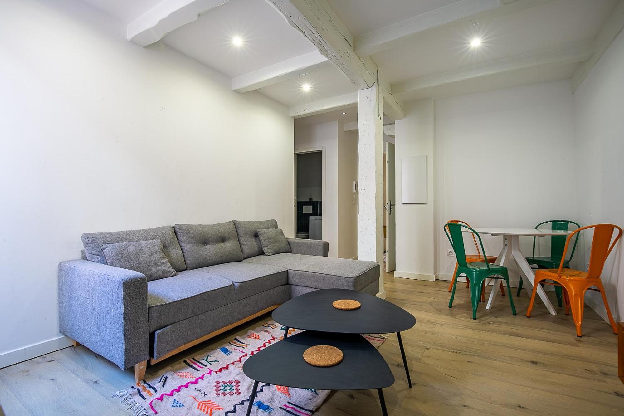 T2 - Castellane/cours Julien Apartment *